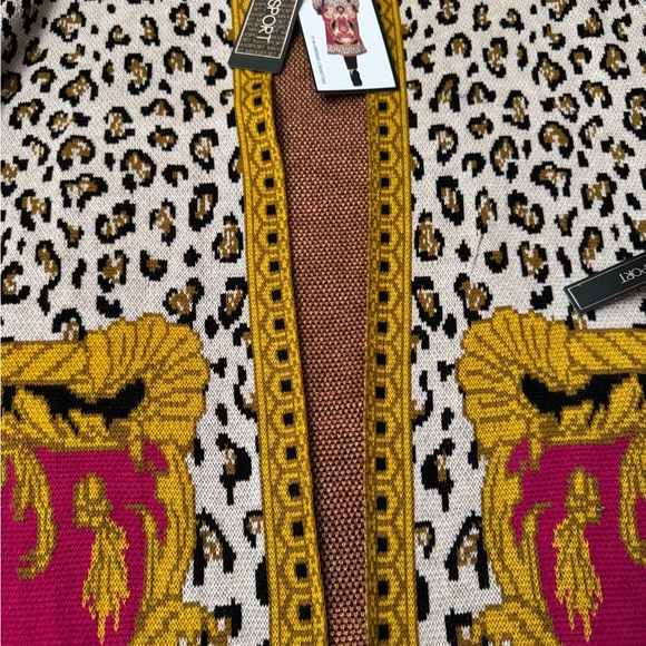 Brand new with tags ❤️❤️❤️ Maxsport cardigan/ sweater ❤️❤️❤️ - Picture 5 of 7